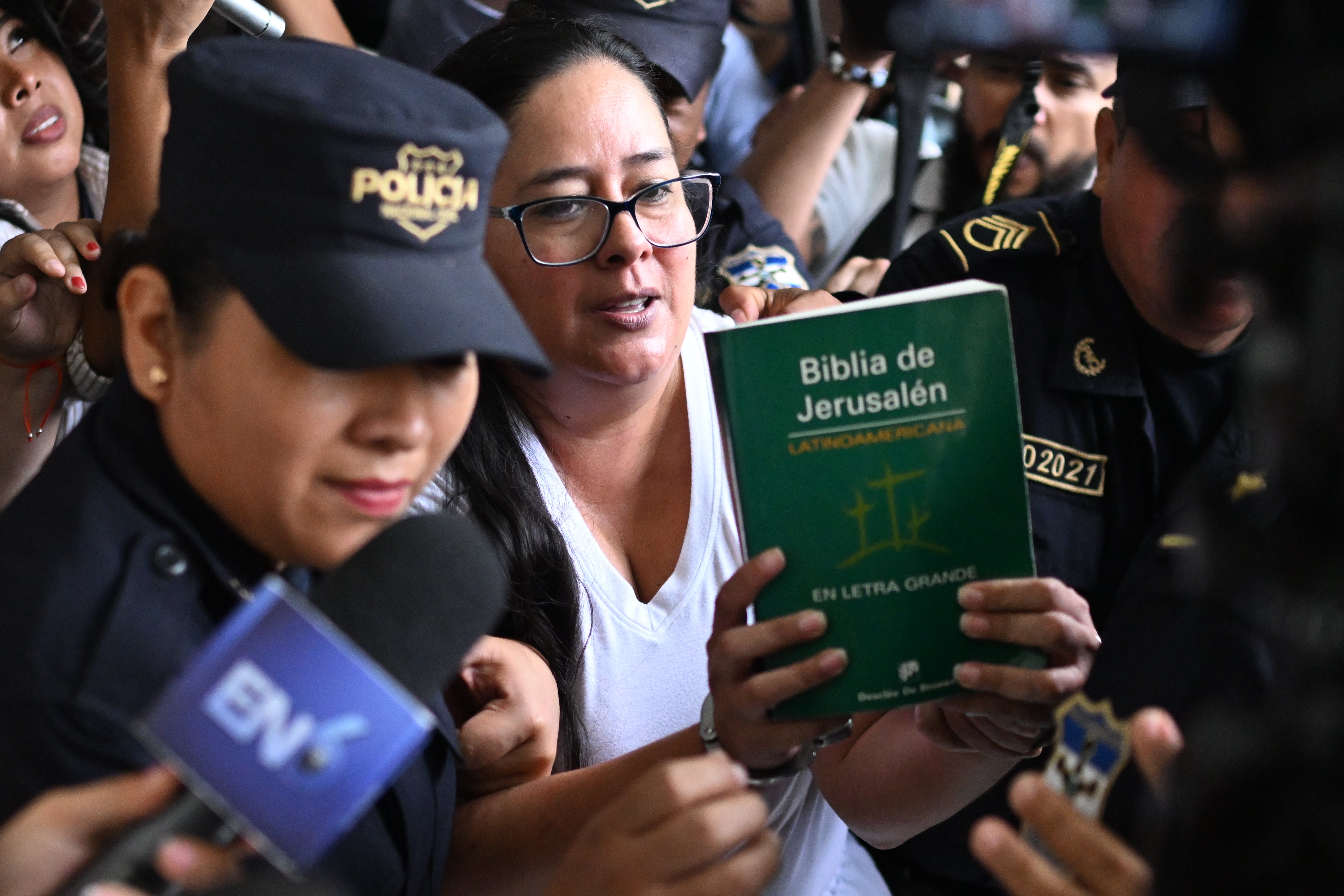 18 MALA YERBA RUTH LÓPEZ PIDE JUICIO PÚBLICO (1)